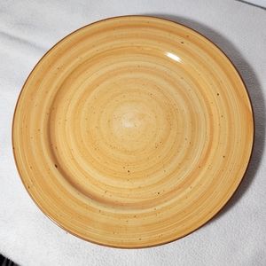 Royal Norfolk Greenbrier International Inc. Orange-Yellow Dinner Plate